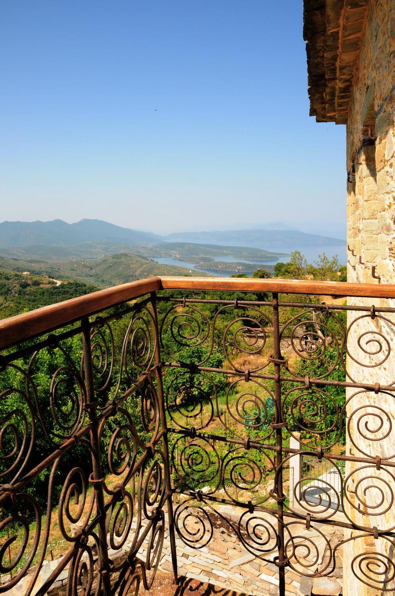 Hotel Archontiko Parisis Lafkos Esterno foto