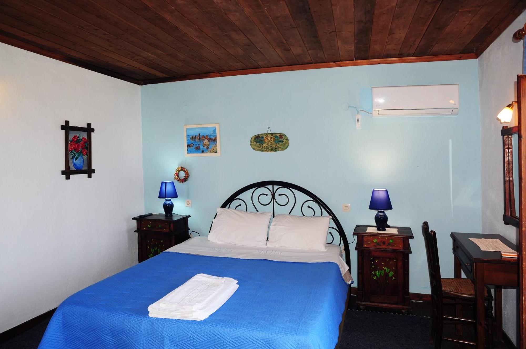 Hotel Archontiko Parisis Lafkos Esterno foto