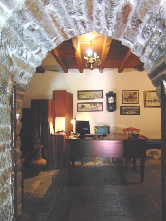Hotel Archontiko Parisis Lafkos Esterno foto