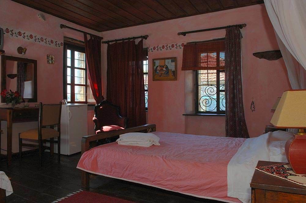 Hotel Archontiko Parisis Lafkos Esterno foto