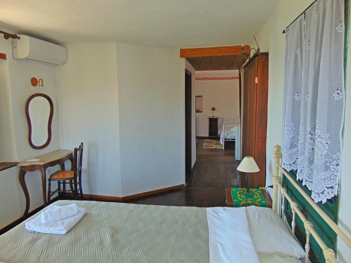 Hotel Archontiko Parisis Lafkos Esterno foto