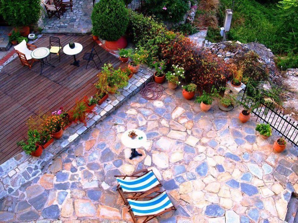 Hotel Archontiko Parisis Lafkos Esterno foto